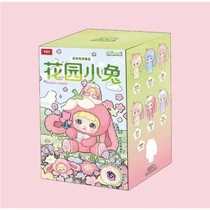 TOY Nommi Garden Rabbit Collectible Box